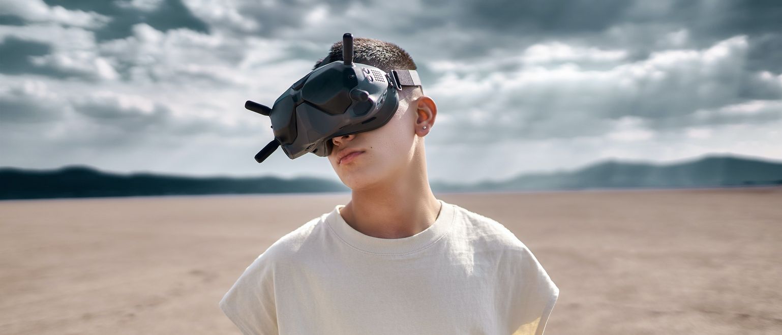 Virtual-reality-goggles A guy wearing Virtual reality goggles