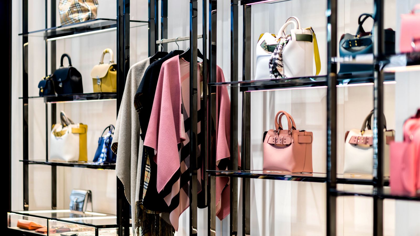 The community of luxury brands spans across beauty, fashion & accessories, travel & hospitality, premium drinks, living, and jewellery & watches
